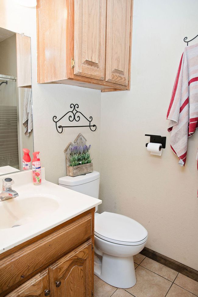 1560 State Highway 214, House other with 3 bedrooms, 3 bathrooms and null parking in Plains TX | Image 24