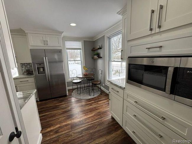 412 Ellen St, House other with 4 bedrooms, 2 bathrooms and null parking in Fenton MI | Image 14