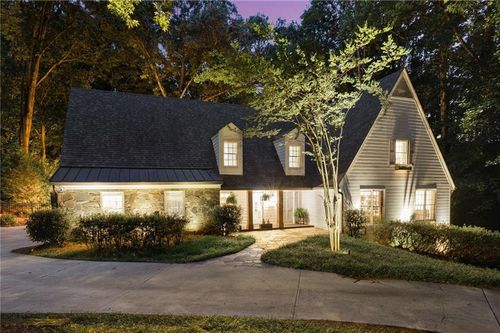 8940 Huntcliff Trce, Sandy Springs, GA, 30350-1730 | Card Image