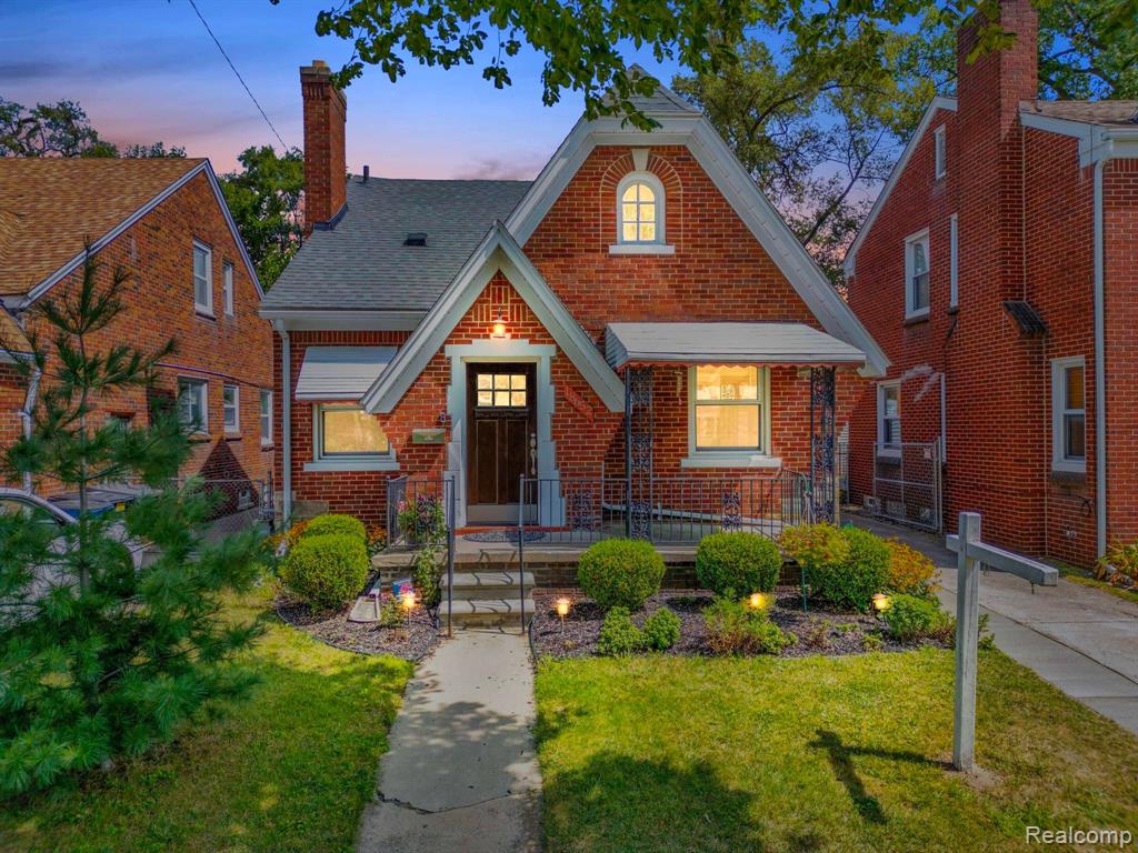 Monica St, Detroit, MI 48221