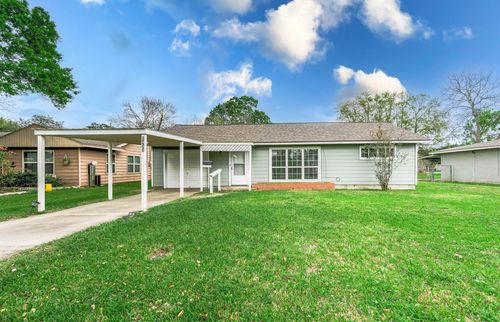 2433 S Austin Ave, Pearland, TX, 77581-3926 | Card Image