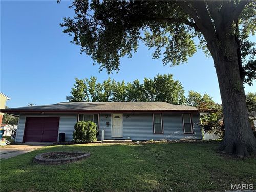 821 Harvard Dr, Edwardsville, IL, 62025-2674 | Card Image