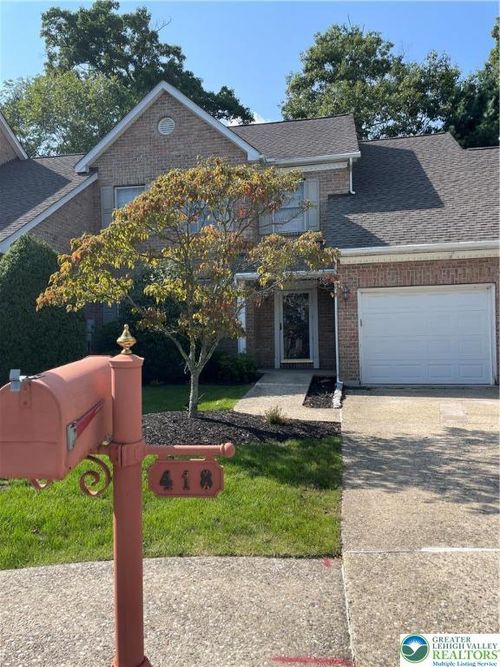 418 Wood St, PEN ARGYL, PA, 18072-1364 | Card Image