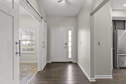 5901 Blackbird Way, Lewis Center, OH, 43035-7547 | Card Image