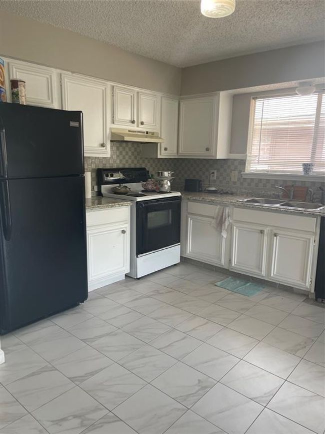 APT-45C - 12400 Overbrook Ln, Townhouse with 1 bedrooms, 1 bathrooms and null parking in Houston TX | Image 10