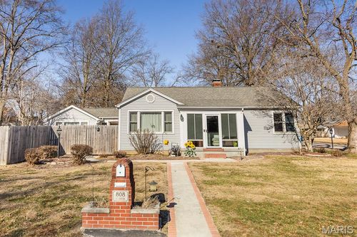 808 E Birch St, New Baden, IL, 62265-1406 | Card Image