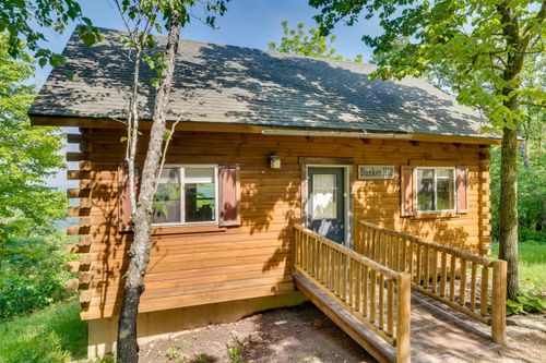 N7731 Wanlass Rd, Mindoro, WI, 54644-9478 | Card Image