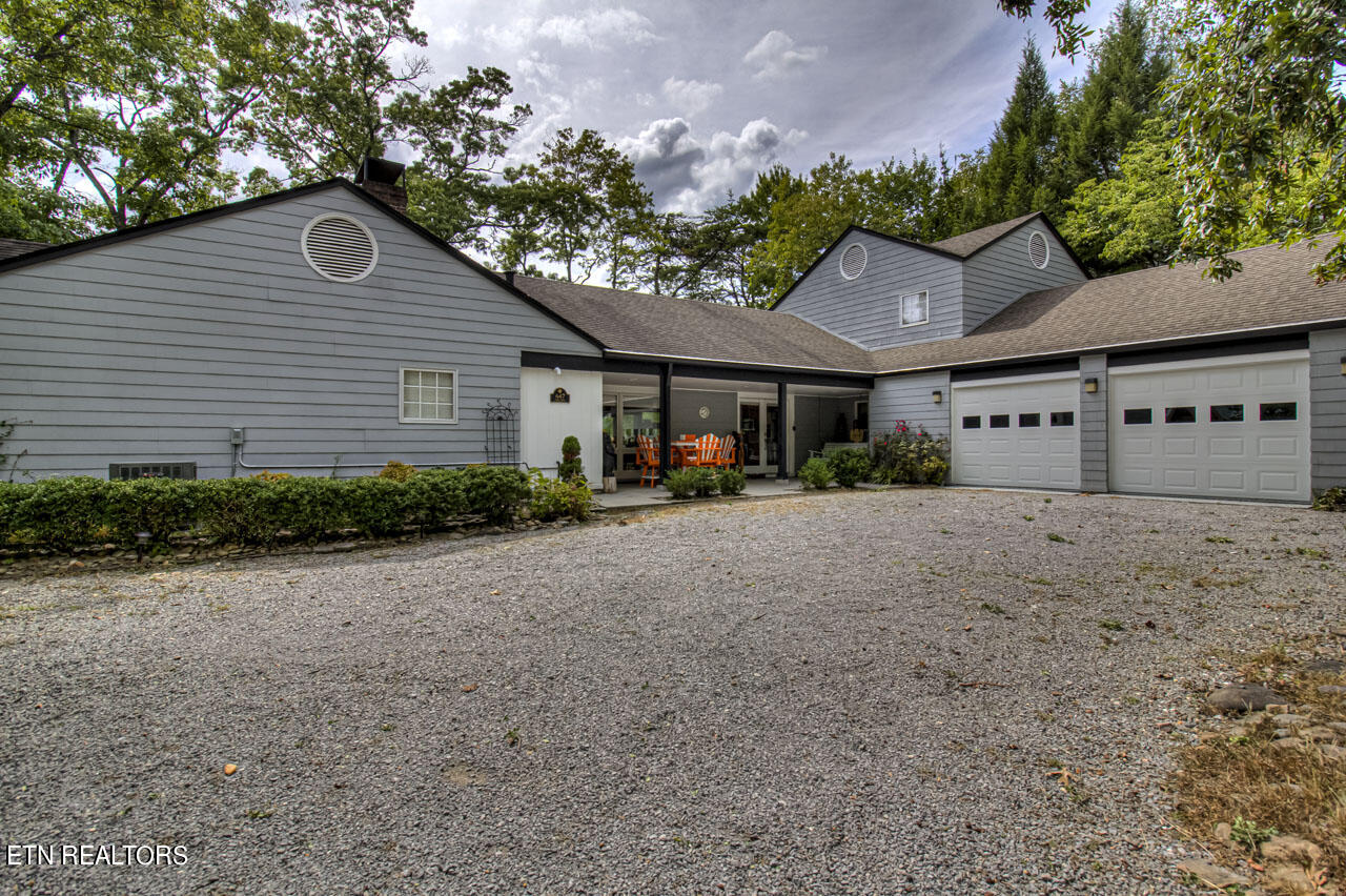 Forest Dr, Pigeon Forge, TN 37863