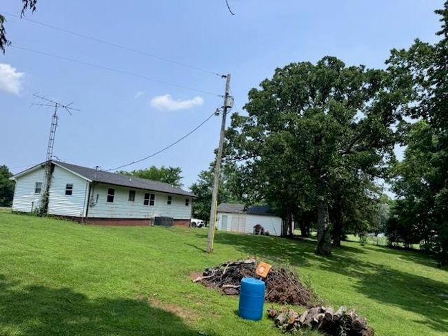 3970 Petros Browning Rd, House other with 3 bedrooms, 1 bathrooms and null parking in Rockfield KY | Image 32