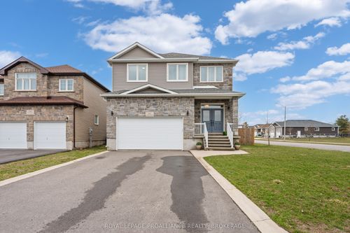 1567 Albany Dr, Kingston, ON, K7P0L9 | Card Image