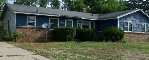 2323 Barberry St Sw, Wyoming, MI, 49519-3251 | Card Image