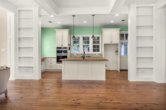 20802 Pecan Bend Rd, House other with 4 bedrooms, 4 bathrooms and 3 parking in Damon TX | Image 11