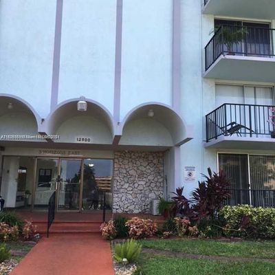 207 - 12500 Ne 15 Ave, Condo with 1 bedrooms, 1 bathrooms and null parking in North Miami FL | Image 2