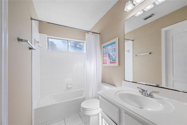 9519 Woodcliff Lake Dr, House other with 5 bedrooms, 5 bathrooms and 4 parking in Spring TX | Image 32