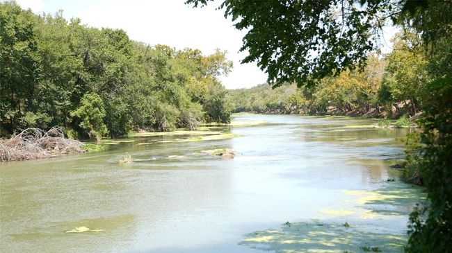 203 River Oaks Dr, House other with 3 bedrooms, 2 bathrooms and 7 parking in Cedar Creek TX | Image 26
