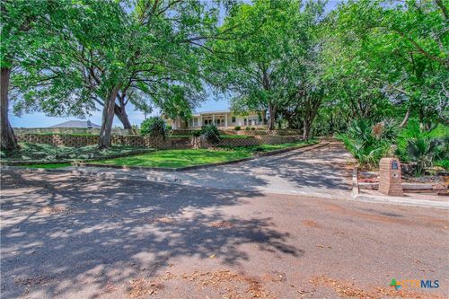 14200 Briarcliff Rd, Troy, TX, 76579-3530 | Card Image