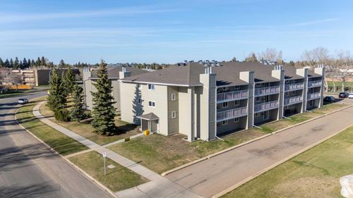 109b-3007 57a Ave, Lloydminster, AB, T9V1W5 | Card Image