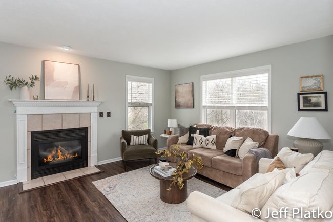 3_Living Room-3 | Image 6