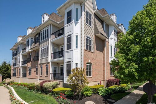 3-349 Trotting Lane, Westbury, NY, 11590 | Card Image