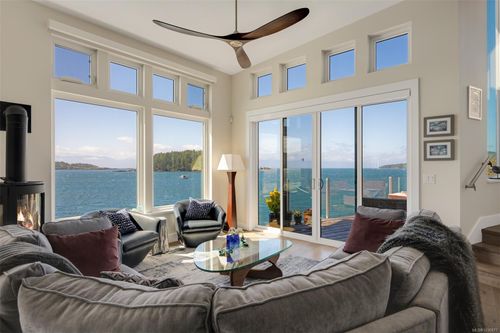 825 Sunset Pt, Sooke, BC, V9Z1N6 | Card Image