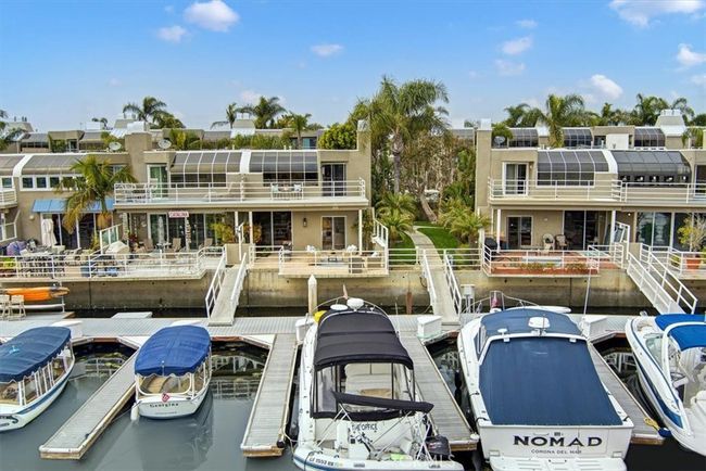 3366 Tempe Dr, House other with 2 bedrooms, 3 bathrooms and 2 parking in Huntington Beach CA | Image 5