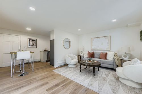 apt-201-1525 S Holly St, Denver, CO, 80222-3957 | Card Image