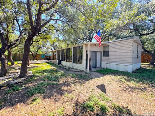 337 Dreamland Dr, Canyon Lake, TX, 78133-3813 | Card Image
