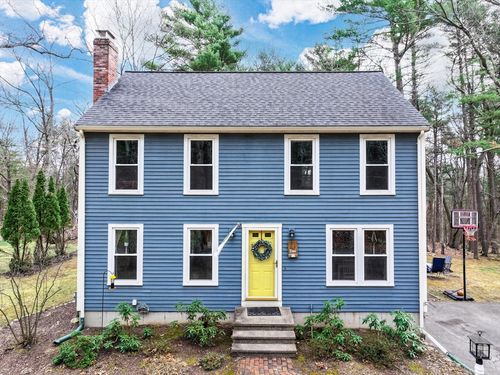 25 Short St, Franklin, MA, 02038-1145 | Card Image