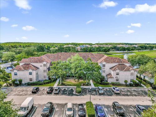 1626-13803 Fairway Island Drive, ORLANDO, FL, 32837 | Card Image