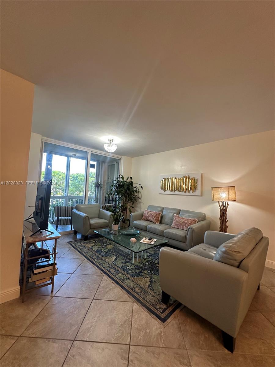 Residential in Doral 4