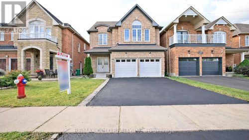 20 Tatra Cres, Brampton, ON, L6Y0K5 | Card Image