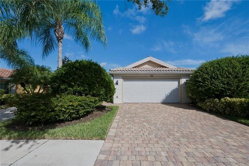 7405 Emilia Ln, NAPLES, FL, 34114-2655 | Card Image