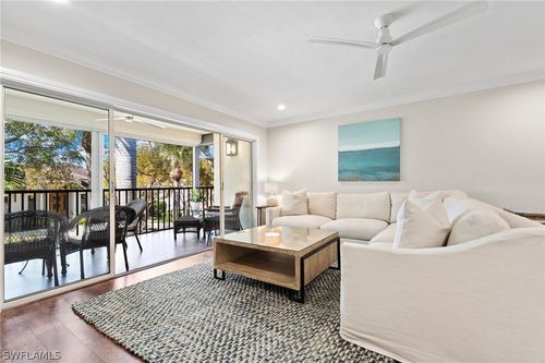 202-1063 8th St S, NAPLES, FL, 34102-8217 | Card Image