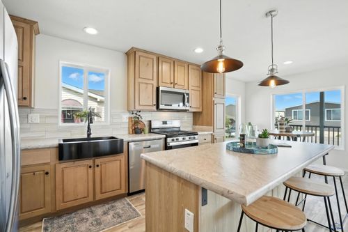 4422 Circlewood Dr, RAPID CITY, SD, 57703-6360 | Card Image