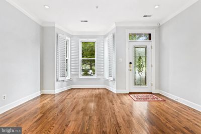 208 D Street Se, Townhouse with 5 bedrooms, 4 bathrooms and null parking in WASHINGTON DC | Image 2