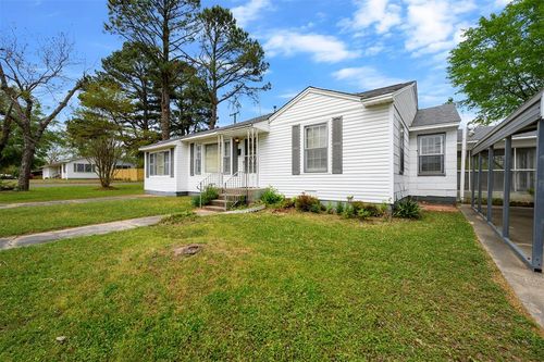 1301 Se Jackson St, Idabel, OK, 74745-6611 | Card Image