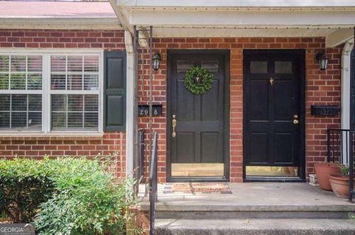 2918 Davis St Se, Smyrna, GA, 30080-3520 | Card Image