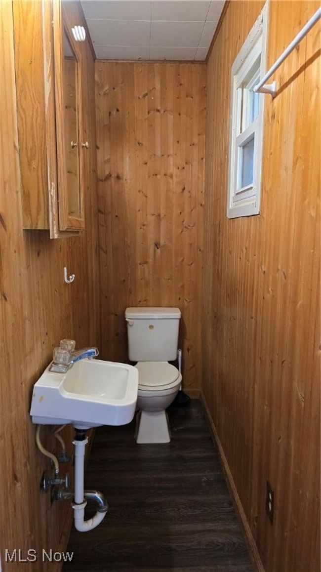 1014 20 Th St, Home with 5 bedrooms, 3 bathrooms and null parking in Parkersburg WV | Image 11