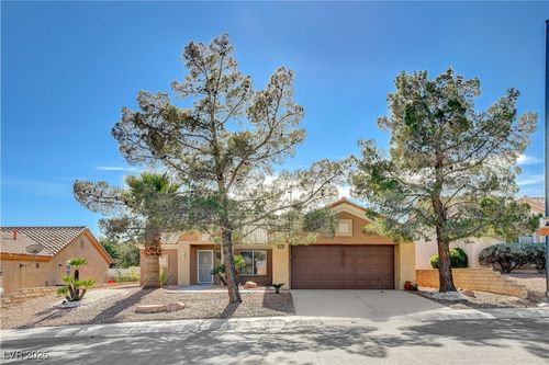 10113 Cresent Creek Dr, Las Vegas, NV, 89134-7601 | Card Image