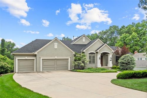3215 Shawnee Mission Pkwy, Fairway, KS, 66205-2629 | Card Image