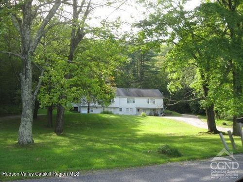 apt-4-525 Lake Rd, Pine Plains, NY, 12567-5504 | Card Image