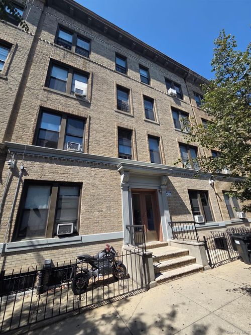 6119 Madison St, Ridgewood, NY, 11385-4031 | Card Image