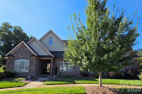 323 Wendover Dr, Locust, NC, 28097-8401 | Card Image