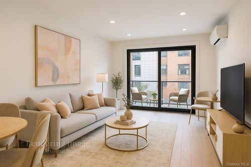 3d-4009 29th St, Long Island City, NY, 11101-3709 | Card Image