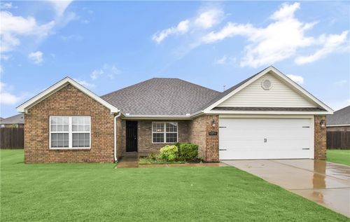 1240 Lariat Dr, Centerton, AR, 72719-9232 | Card Image