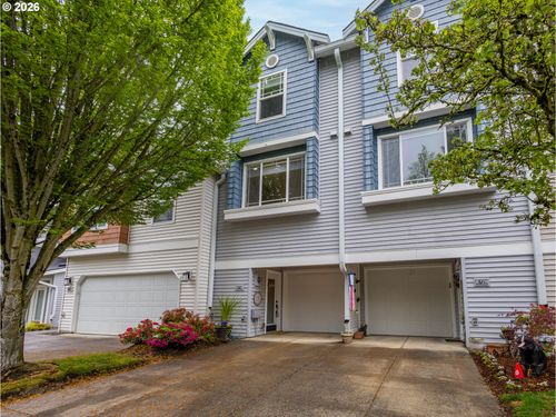 8718 Ne 17th St, Vancouver, WA, 98664-6417 | Card Image