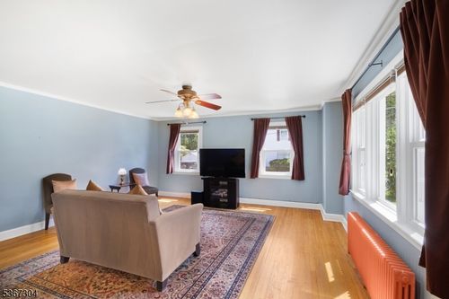 61 Clinton Ave, Budd Lake, NJ, 07828-3119 | Card Image