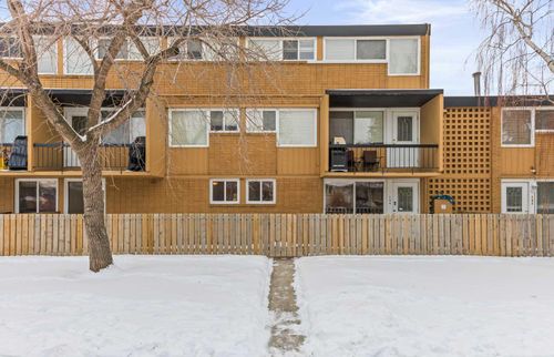 103 - 607 69 Avenue Sw, Home with 3 bedrooms, 1 bathrooms and 1 parking in Calgary AB | Card Image