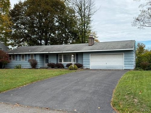 131 Hillside Way, Camillus, NY, 13031-1205 | Card Image