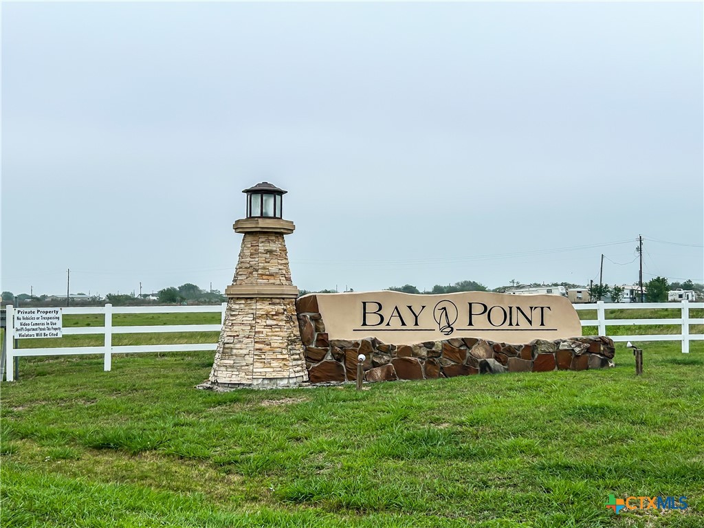 Land in Port Lavaca